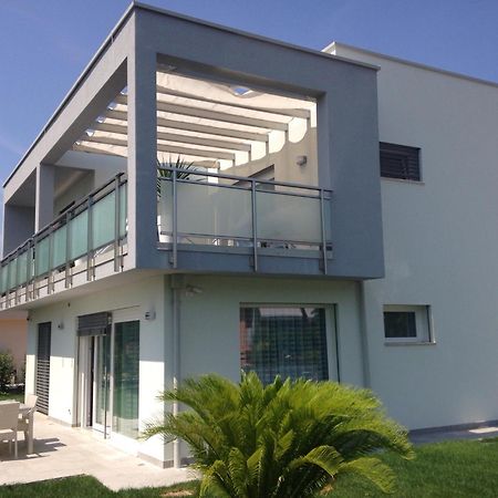 דסנזאנו דל גארדה B&B Villa Del Lago מראה חיצוני תמונה