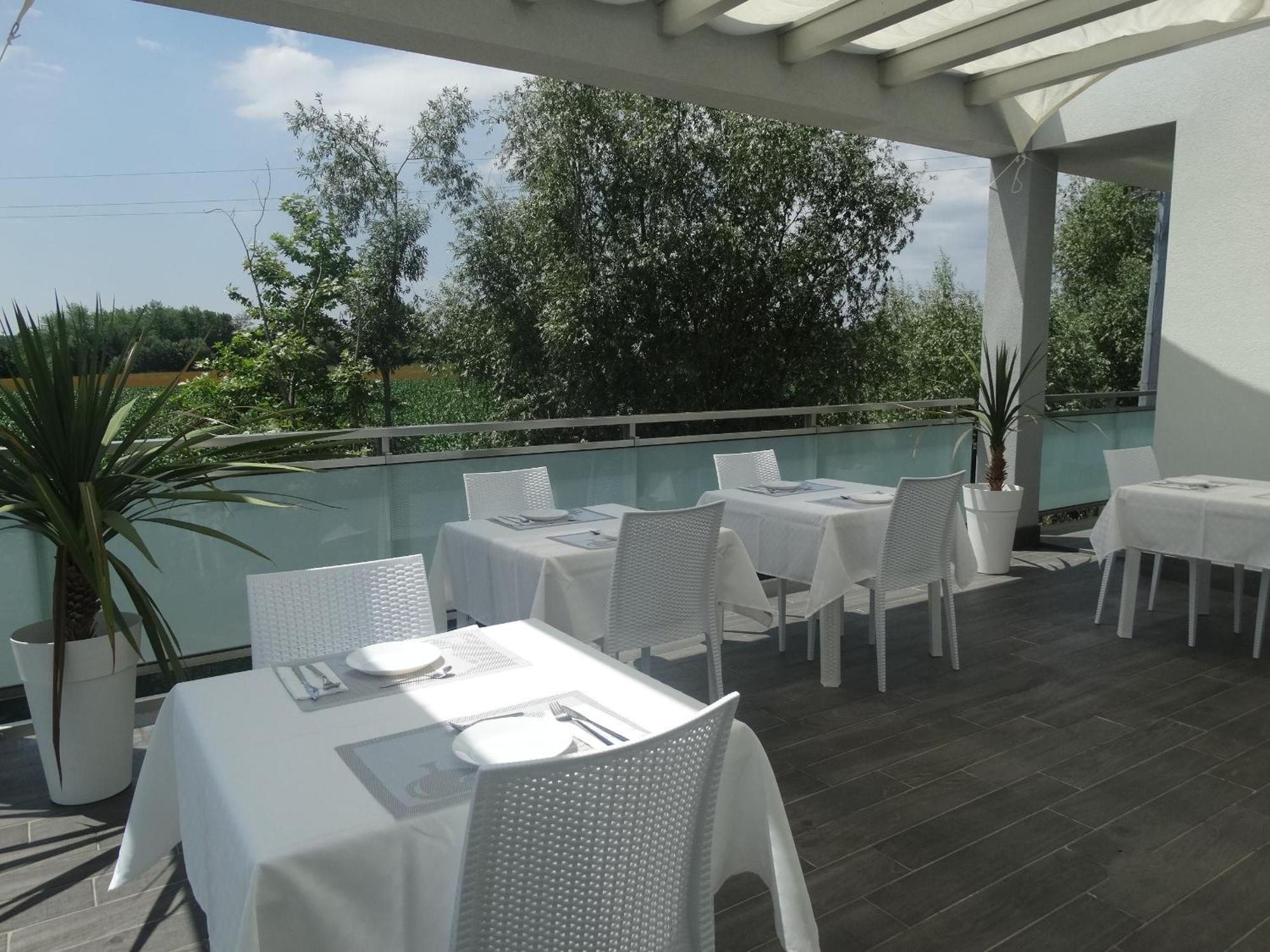 דסנזאנו דל גארדה B&B Villa Del Lago מראה חיצוני תמונה